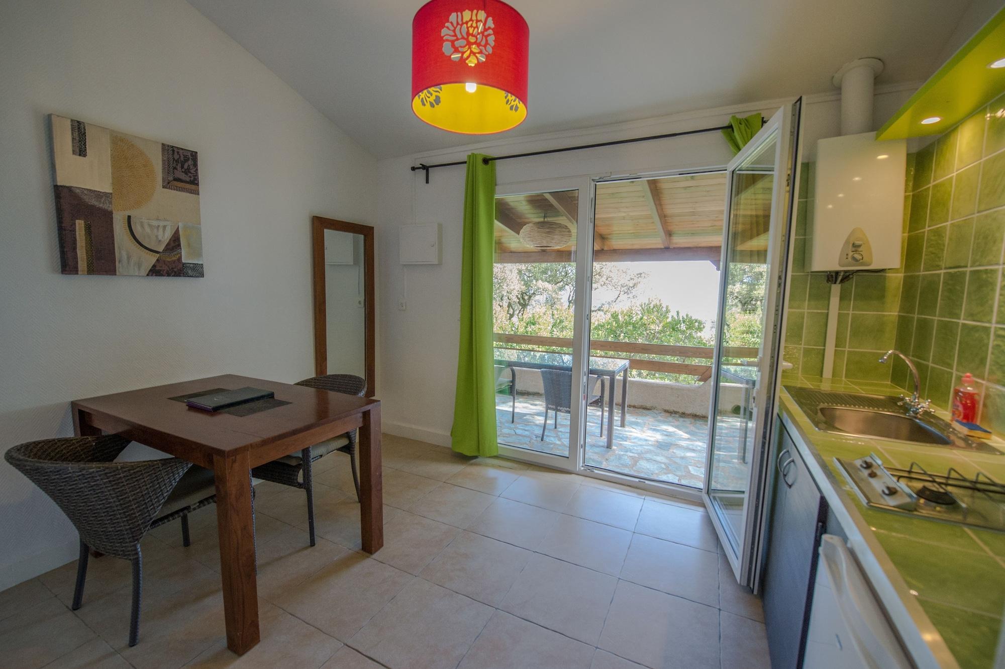 Hotel Les Hauts De Porto-Vecchio エクステリア 写真